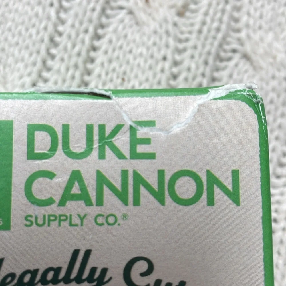 duke cannon supply co nwot duke
